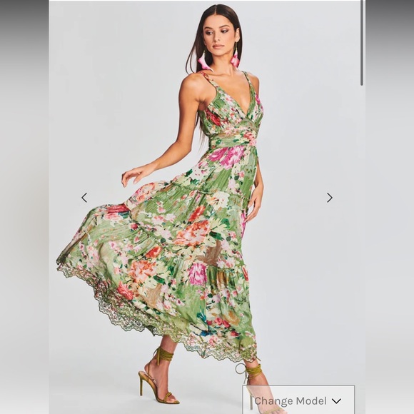 ZARIA LONG DRESS
Hemant & Nandita - Picture 3 of 3